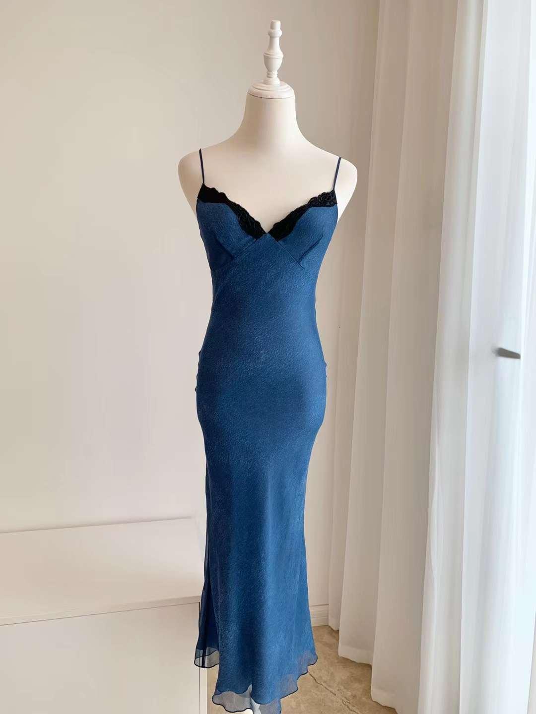 Blue lace & silk dress | THE DARIA in Denim｜ - EnerChic -